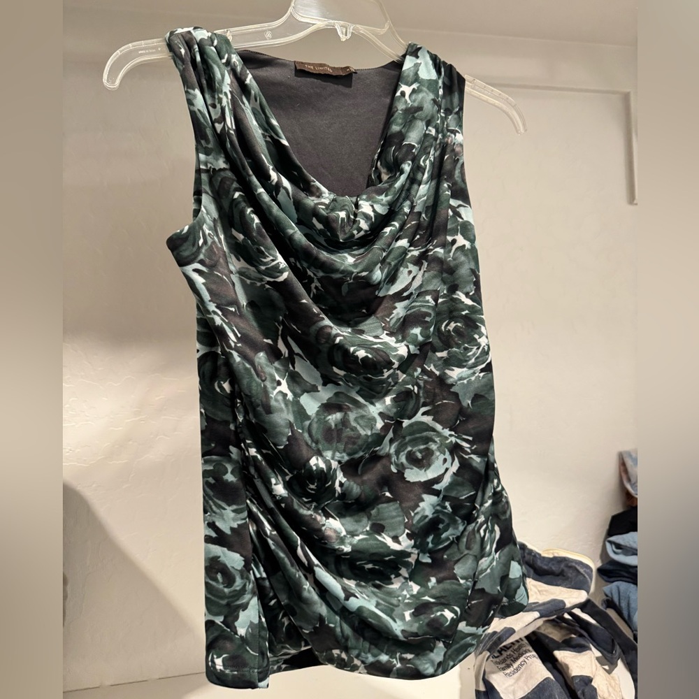 The Limited Green/Black Sleeveless Top Size M